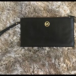 NEVER USED NWOT Black Leather Michael Kors clutch